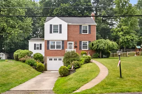 650 Malibran Dr, Pittsburgh, PA 15237