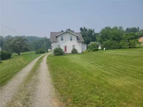 177 Turkeyfoot Rd, Lemont Furnace, PA 15456