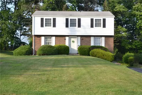 288 Hillcrest Dr, Trafford, PA 15085
