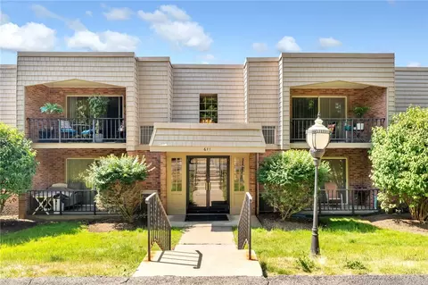 611 Calais Dr #4204, Pittsburgh, PA 15237