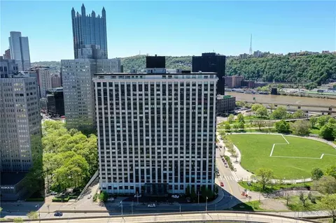 320 Fort Duquesne Blvd #24E, Pittsburgh, PA 15222