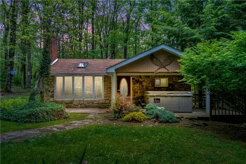 428 Old Hickory Flt, Somerset, PA 15501