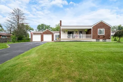 128 Shafer Rd, Coraopolis, PA 15108