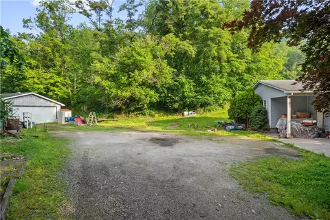 603 Lowber Rd, Irwin, PA 15642