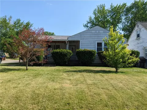556 Tamplin St, Sharon, PA 16146