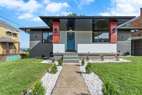140 Magnolia St, Homestead, PA 15120