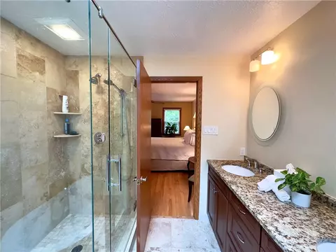 8184 Streamside Dr, Pittsburgh, PA 15237 photo 17