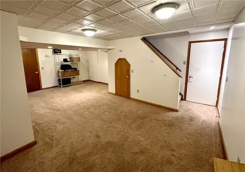 8184 Streamside Dr, Pittsburgh, PA 15237 photo 24