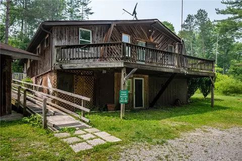 2738 Valley Rd, Mercer, PA 16137