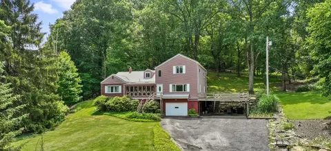 4674 Peoples Rd, Pittsburgh, PA 15237