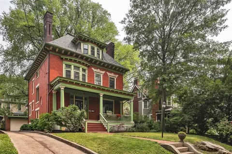 129 W Swissvale Ave, Pittsburgh, PA 15218
