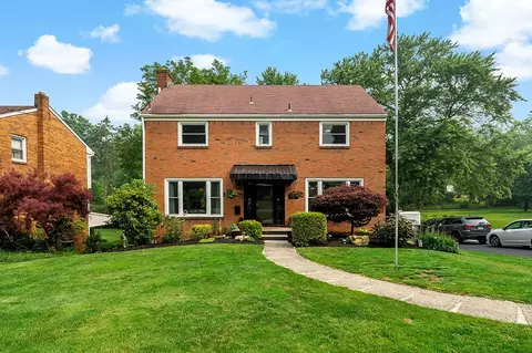 2624 Bethel Crest Dr, Bethel Park, PA 15102