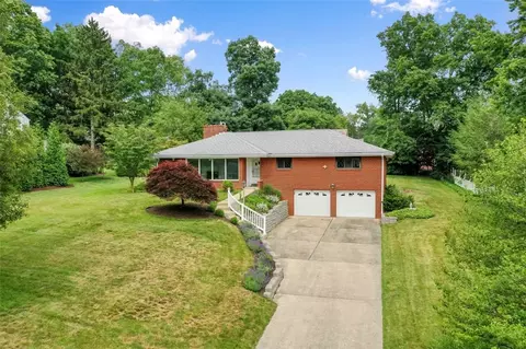 1914 Woodside Rd, Glenshaw, PA 15116