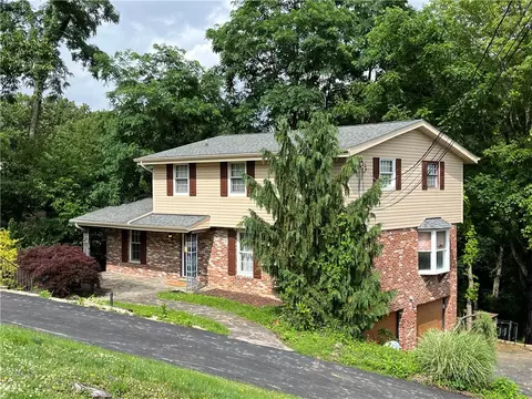 118 Brookdale Cir, Mcmurray, PA 15317