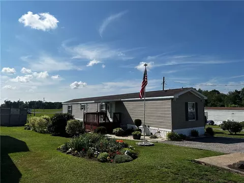 204 Hyvue Ln, Butler, PA 16002