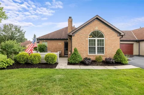 72 Ashford Dr, Cranberry Township, PA 16066