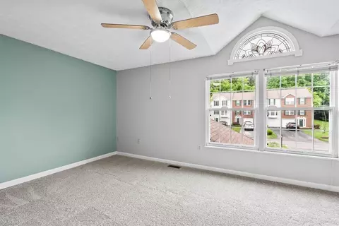 2804 Drake Ct, Gibsonia, PA 15044 photo 25