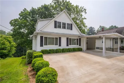 14 Linden St, Ellsworth, PA 15331