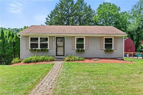 201 Dolomite Dr, Monroeville, PA 15146