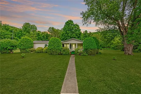 1230 Baughman Hollow Rd, Greensburg, PA 15601
