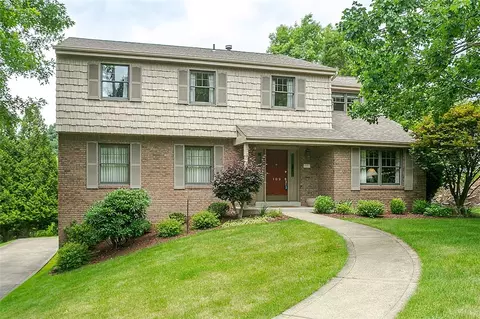 109 Sandune Dr, Murrysville, PA 15668