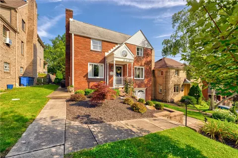 553 Sunset Dr, Pittsburgh, PA 15228