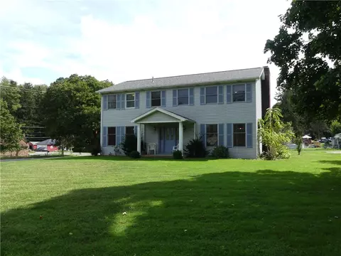 106 Virgin Aly, Enon Valley, PA 16120