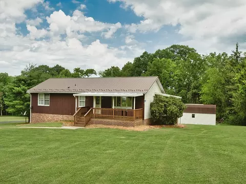 4973 State Route 819, Apollo, PA 15613