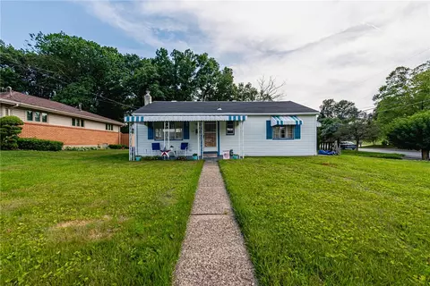 122 Turnpike St, Irwin, PA 15642