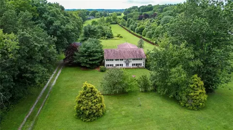 130 Deer Creek Rd, Saxonburg, PA 16056