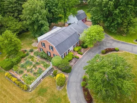 222 Hickory Hill Dr, Volant, PA 16156