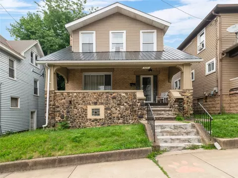 820 14th St, Beaver Falls, PA 15010