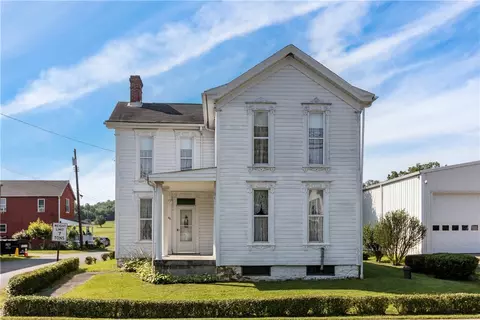 46 Main St, Taylorstown, PA 15365