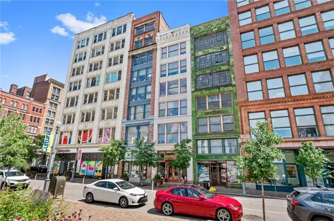 806 Penn Ave #4, Pittsburgh, PA 15222
