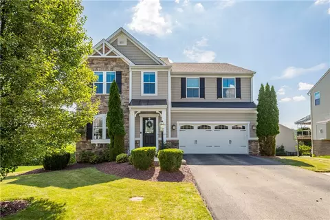 2087 Majestic Dr, Canonsburg, PA 15317