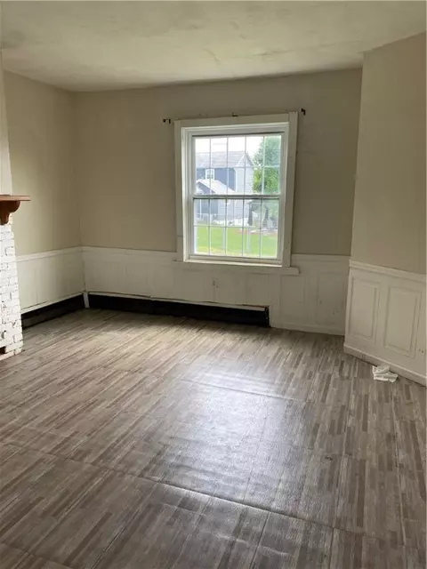 2860 Harding St, Export, PA 15632 photo 4