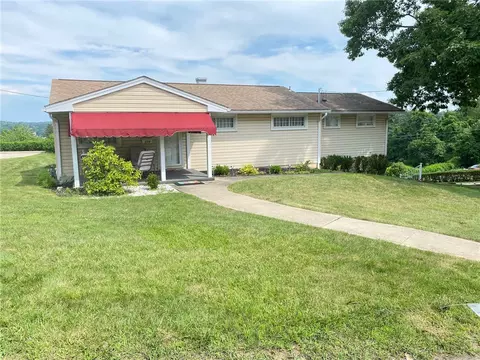 224 Elfort Dr, Pittsburgh, PA 15235