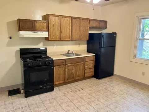 1231 Morrow St, Pittsburgh, PA 15221 photo 4