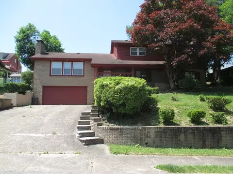 165 Arlington Ave, Charleroi, PA 15022