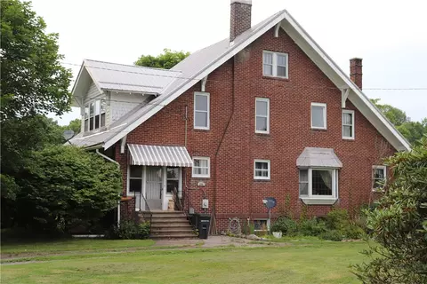 256 Emlenton St, Saint Petersburg, PA 16054