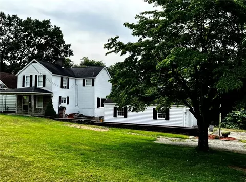 1321 Clark Ave, North Apollo, PA 15673
