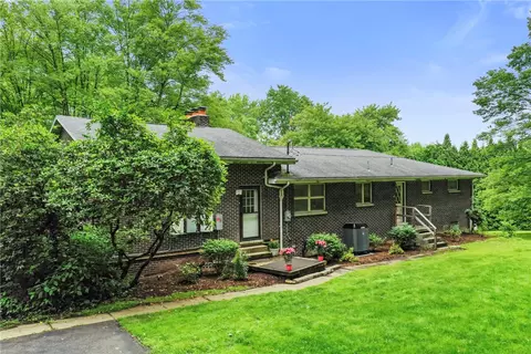 7957 Old Route 422, Portersville, PA 16051