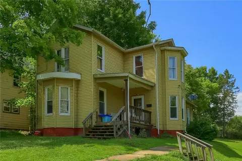 522 Ohio St, Sharon, PA 16146