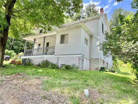 218 Chestnut St, New Florence, PA 15944