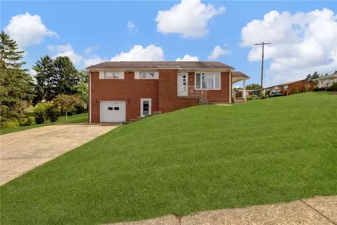 5146 Mcintosh Dr, Aliquippa, PA 15001