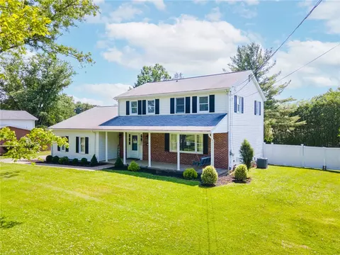3455 Mount Hickory Blvd, Hermitage, PA 16148