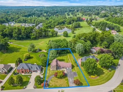 12 Victoria Dr, New Castle, PA 16105