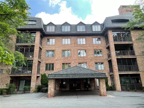 2525 Greensburg Pike #401, Pittsburgh, PA 15221
