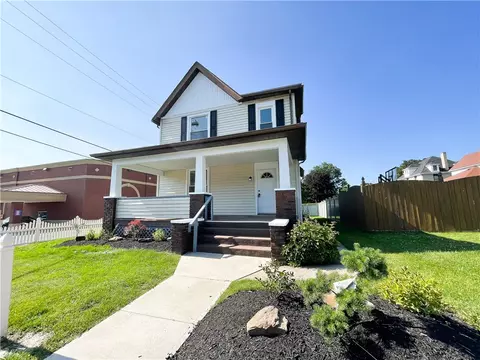 416 Spring Ave, Ellwood City, PA 16117