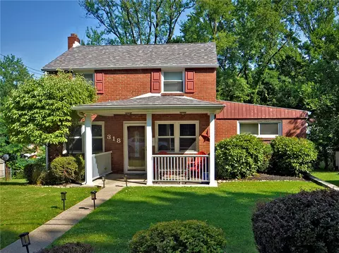 318 Macfarlane Dr, Pittsburgh, PA 15235